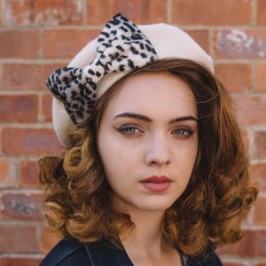 Ivory Beret Grey Leopard Fake Fur Bow angle