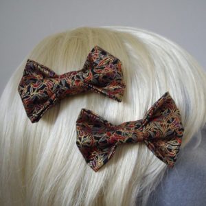 Black Gold Christmas Floral Bow Hair Clip detail