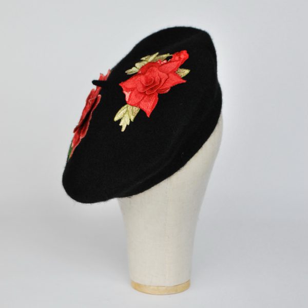 Black Winter Beret Hat with Embroidery Flowers