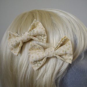 Cream and Gold Christmas hair bow