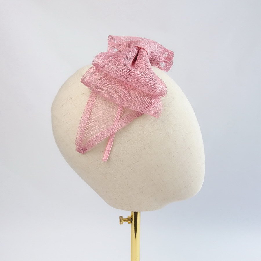 Dusky Pink Feather Free Fascinator, featuring large sinamay straw bow