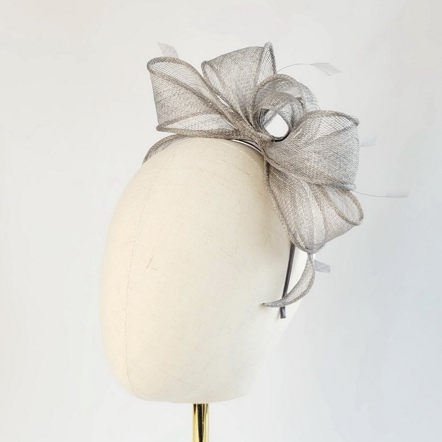 Grey Loop Fascinator with Coque Feathers - Image 7