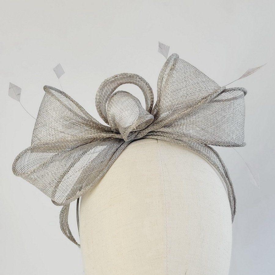 Grey Loop Fascinator with Coque Feathers - Image 4