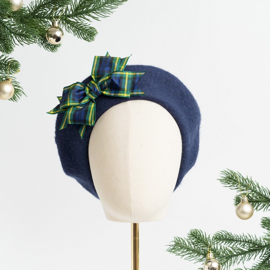 Navy blue beret handmade in Sheffield South Yorkshire