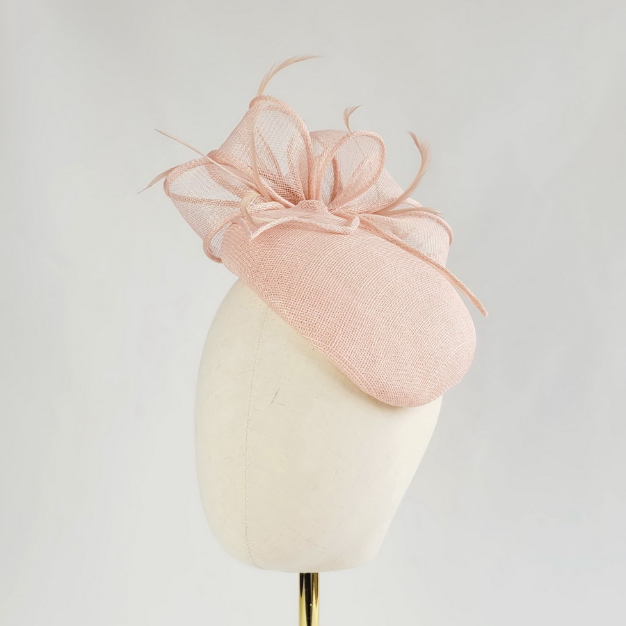 Pale Pink Sloped Beret Hat with Loops and Feathers - Image 8