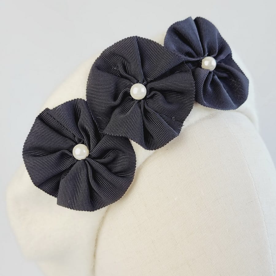 Ivory Beret with Ribbon Rosettes and Pearls - Image 5